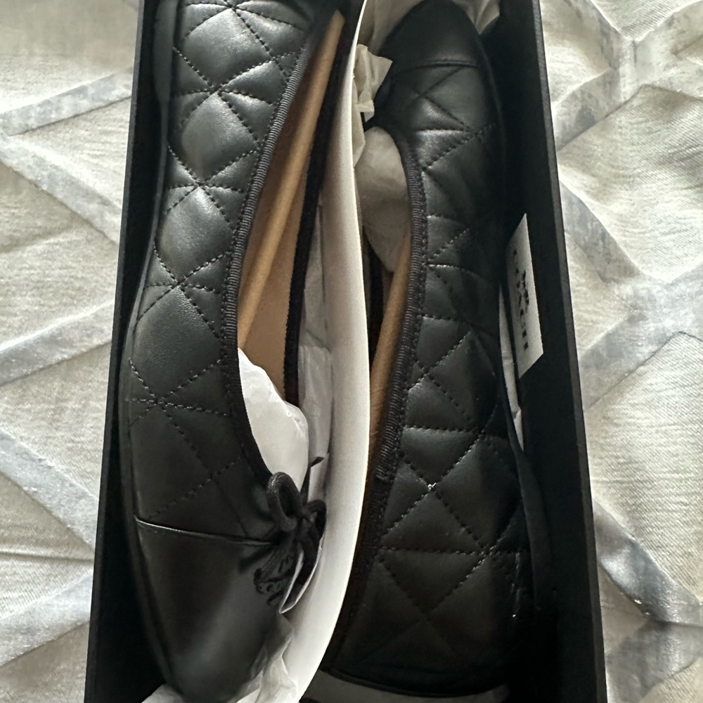 Coach Women's Black Leather Loafers - Picture 5 of 8